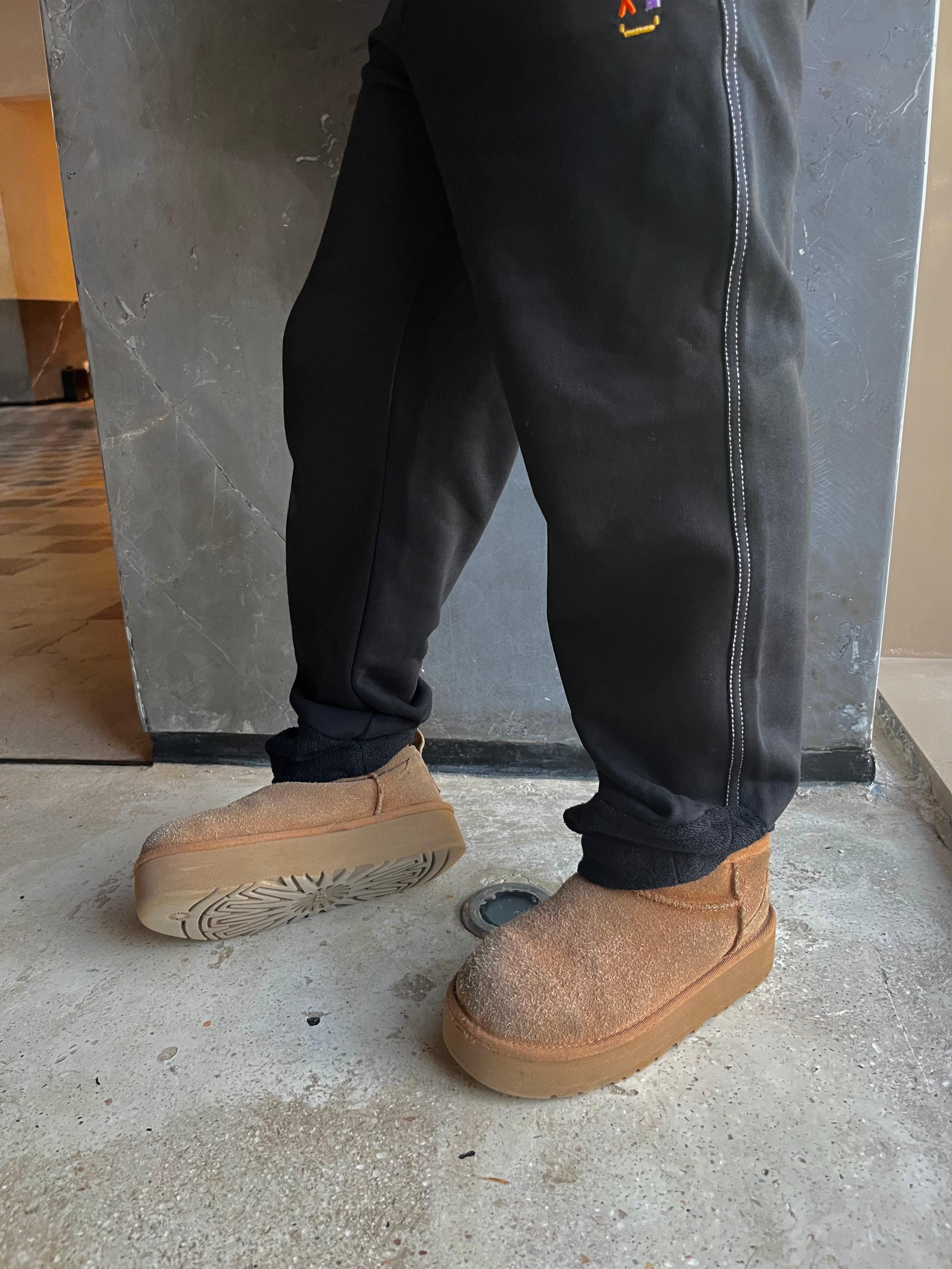 Black & colors pants