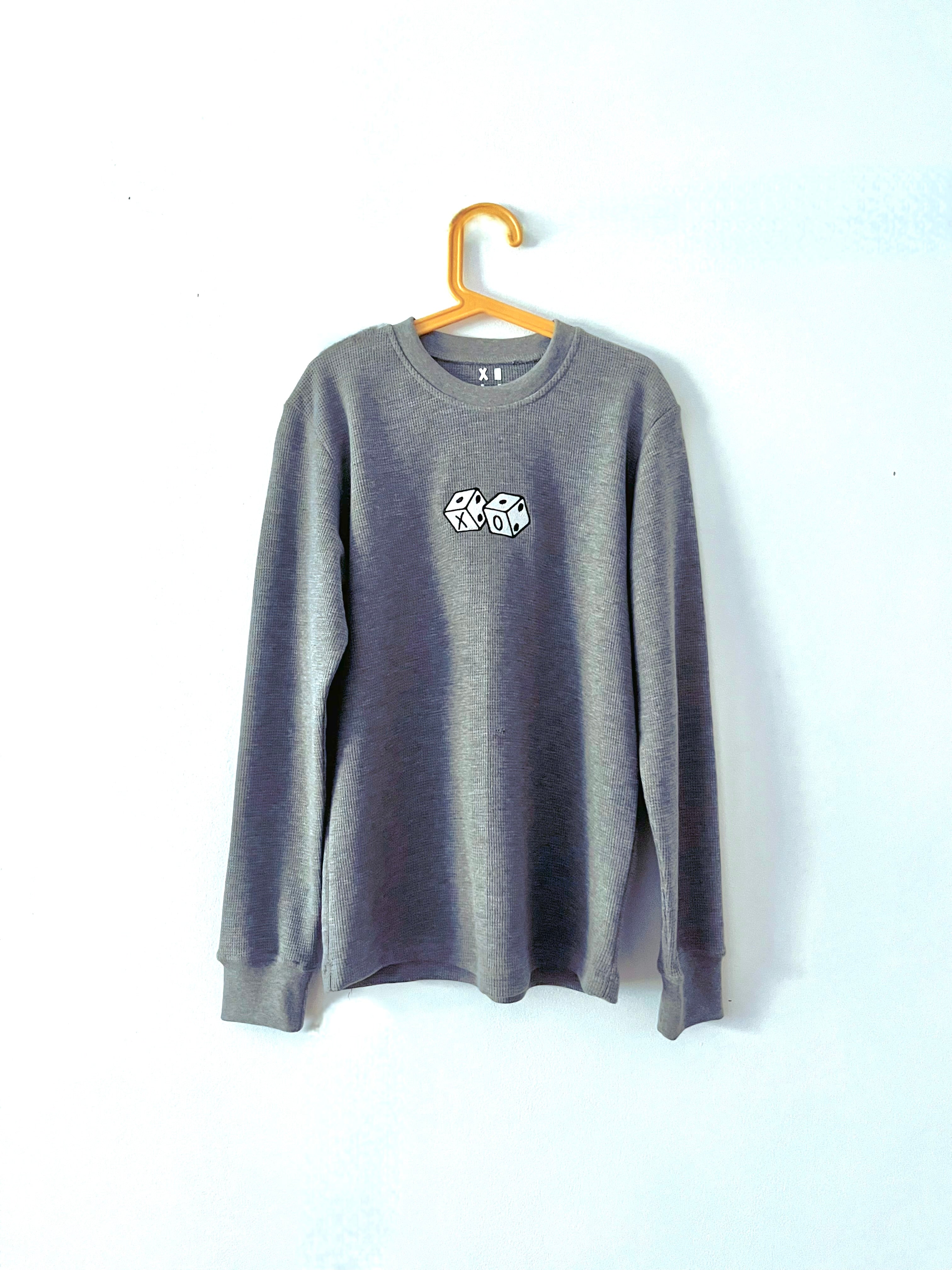 Unisex Gray long sleeves T-shirt