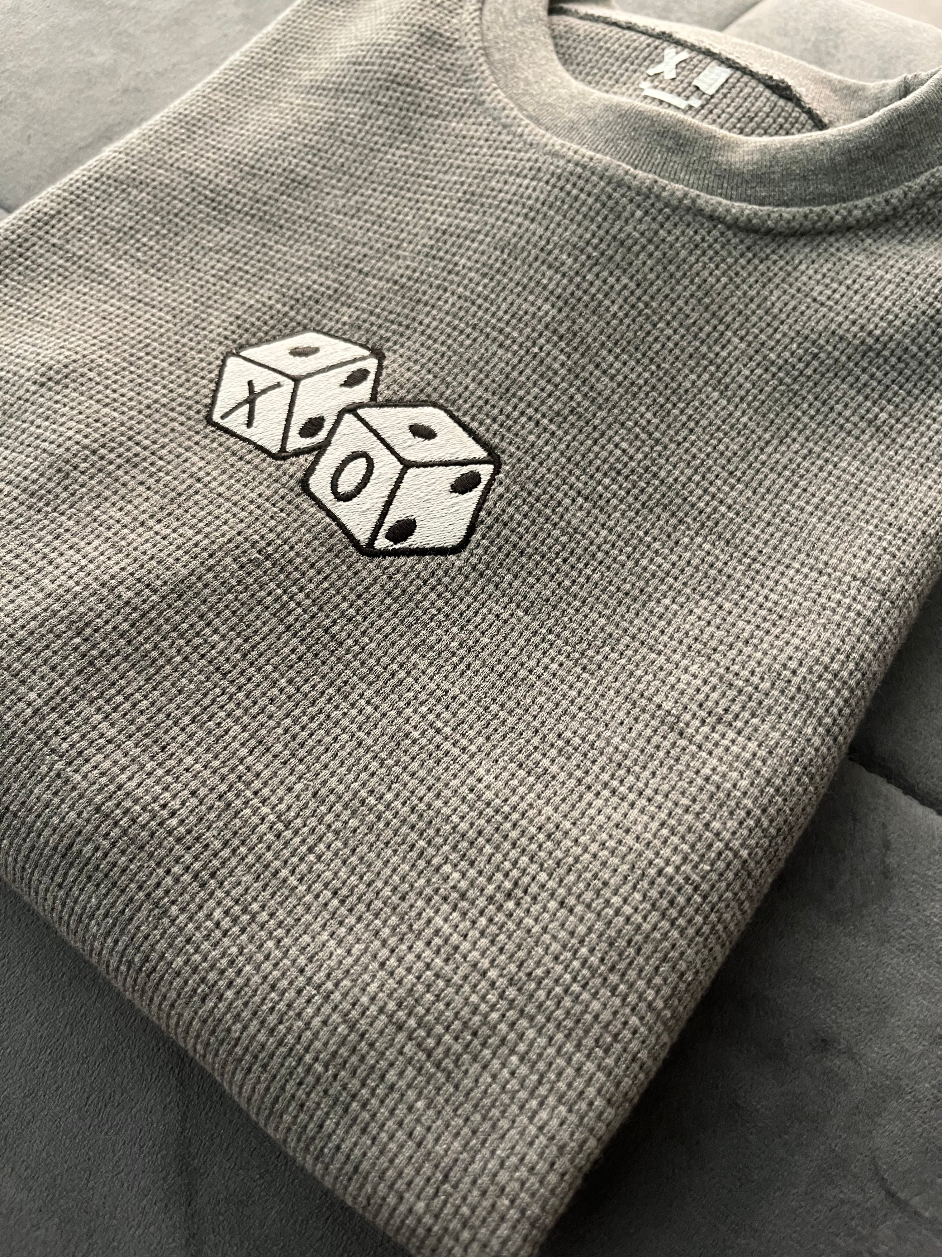 Unisex Gray long sleeves T-shirt