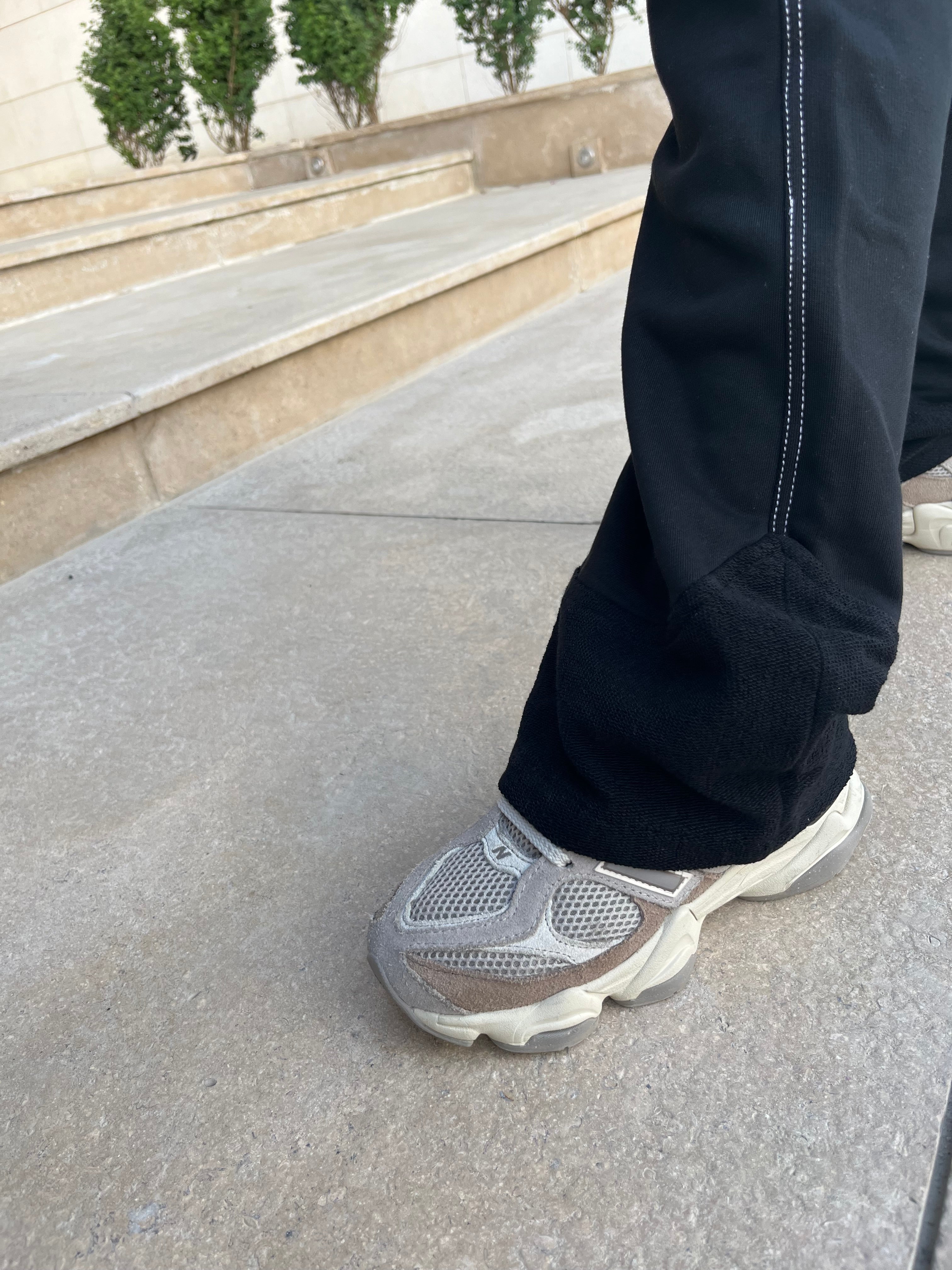 Black & colors pants